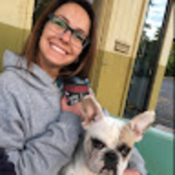 Meet your Posher, Hallie - Picture 1 of 1